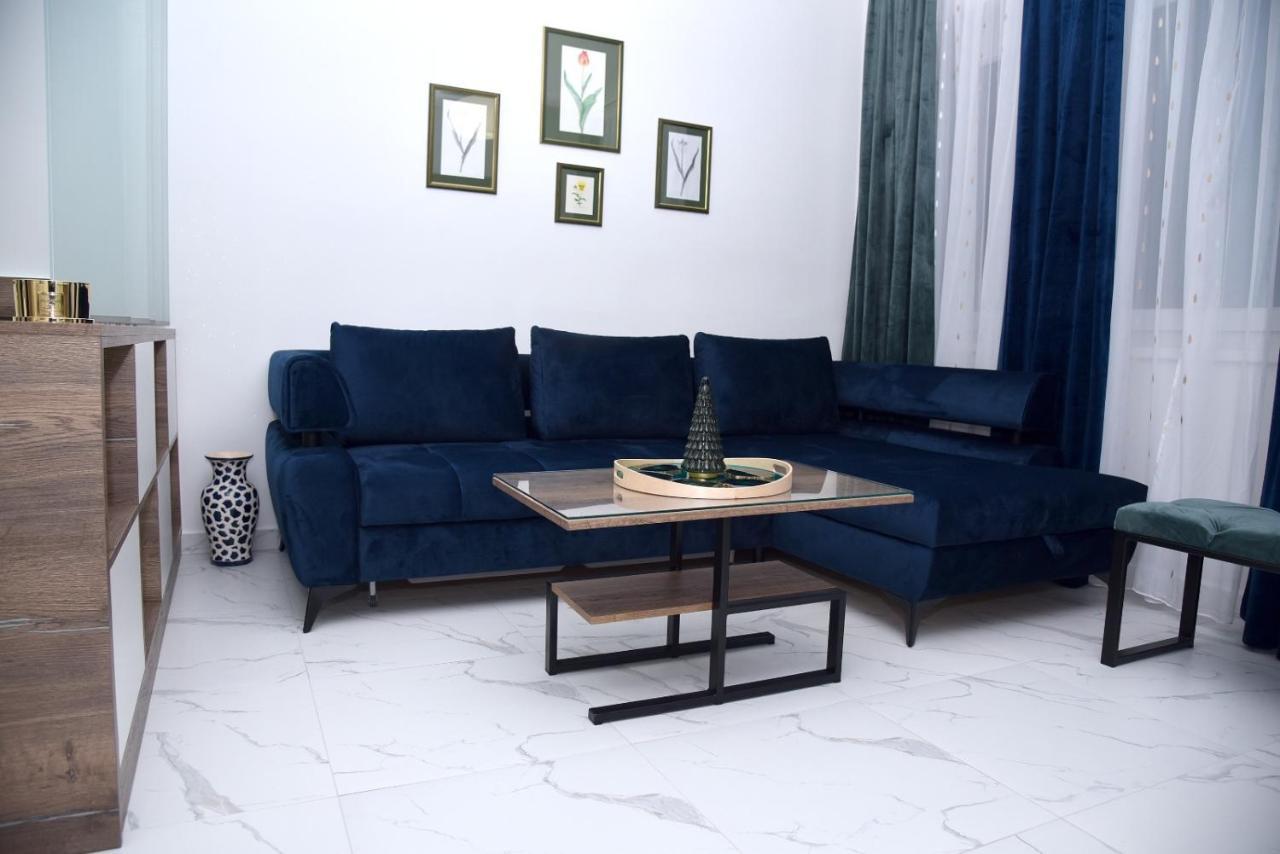 La Luna Premium Deluxe Apartment With Free Jacuzzi, Bikes & Covered Parking Nasice 外观 照片